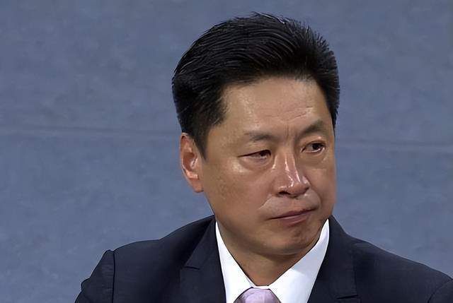 两男一马